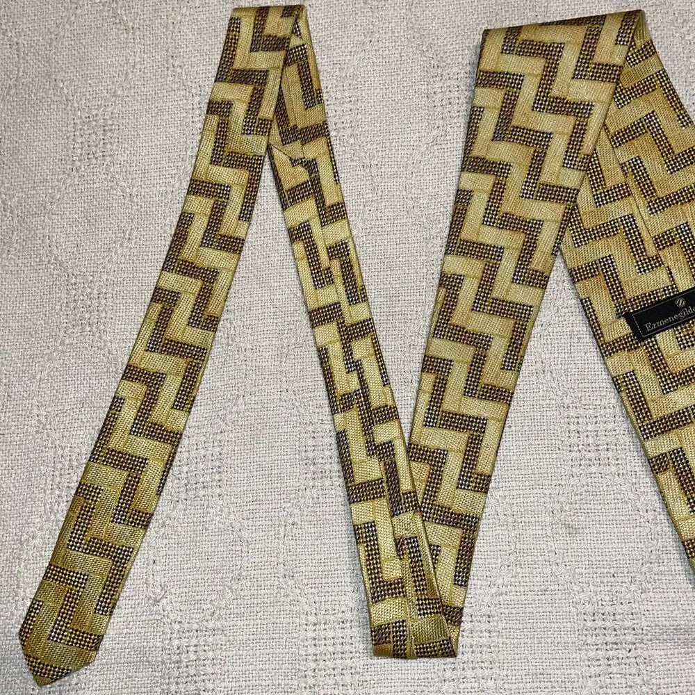 Ermenegildo Zegna Men’s Dress Tie Size 57” 3.75” Gold Geometric Business Formal